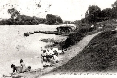 PONT DE L ARCHE Vue sur l Ile Saint Pierre Fillettes blanchisseuses