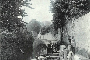 Les blanchisseuses au travail