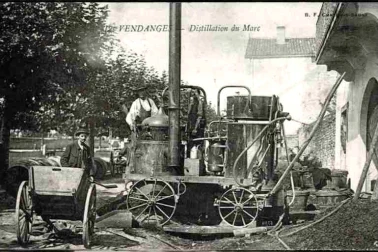 Distillation du Marc - Bouilleur de cru