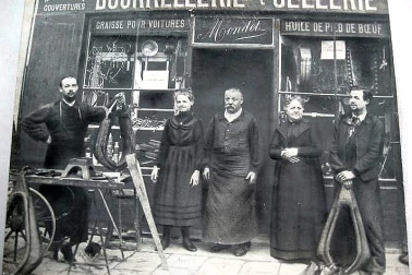Le bourrelier sellier et son personel