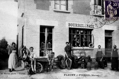 Une sellerie-bourrellerie a Fismes en France