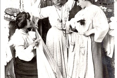 La semaine de l ouvriere les couturieres à l oeuvre